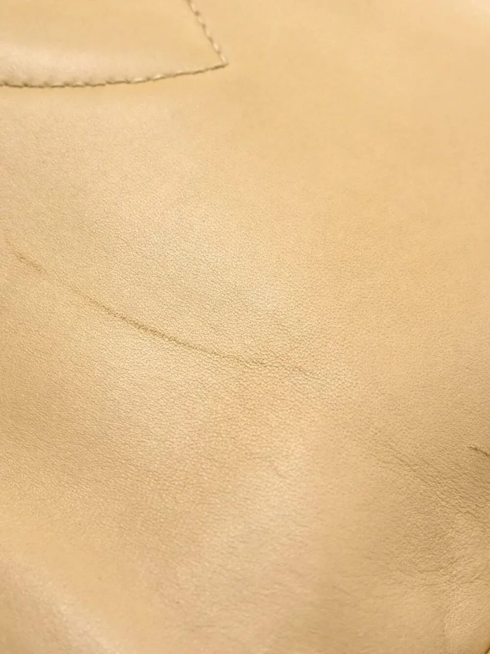 Best07 Chanel Beige Lambskin Handbag KQ01587